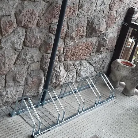 La Costana Hostal *
